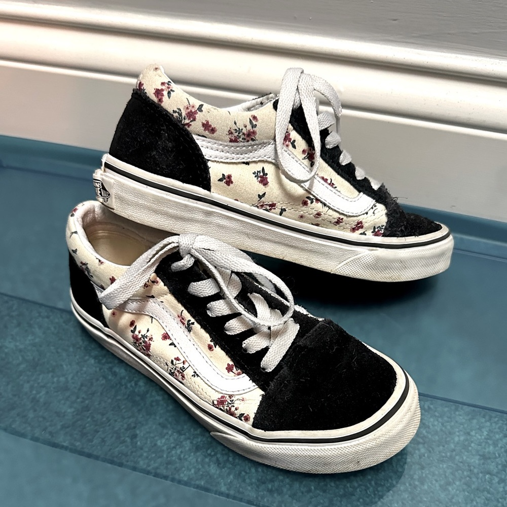 Girls Vans